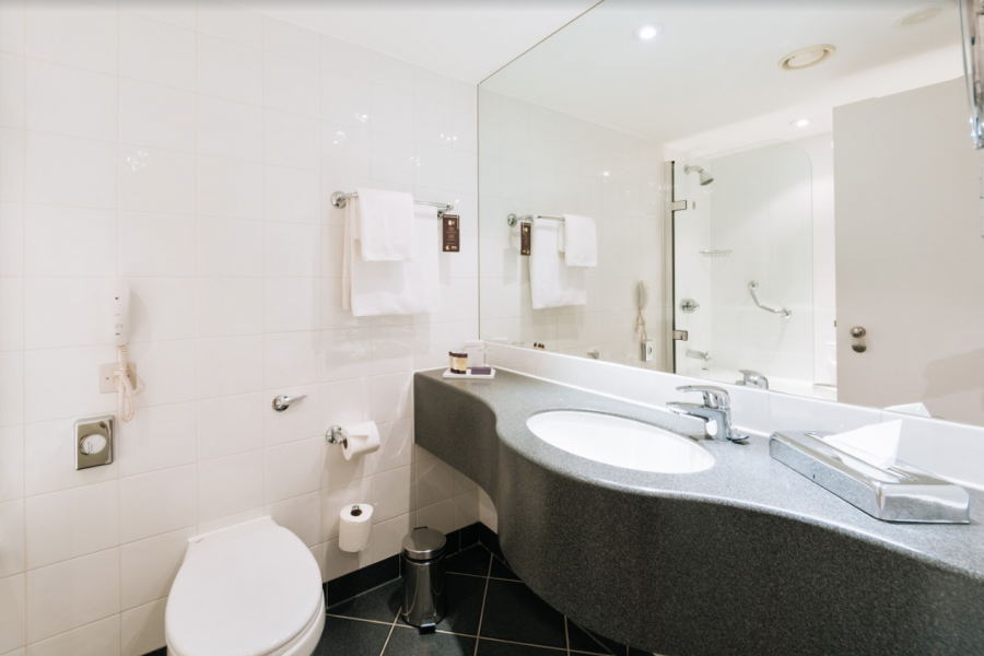 Park Fly Hotels Gatwick Airport www.gatwickreservations.com